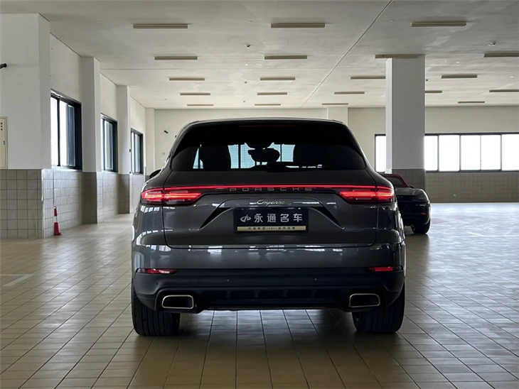 2021 Porsche Cayenne E-Hybrid 2 factory