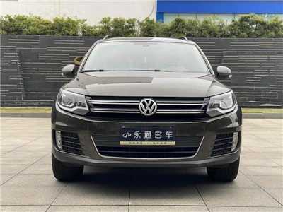 Volkswagen Tiguan 300TSI 2016 phiên bản số tự động 2WD tiện nghi